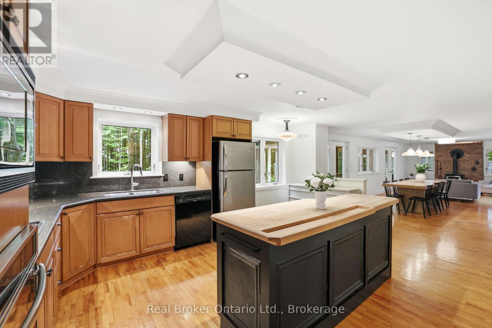 Kitchen - 805500 25 Side Road, Grey Highlands, ON
