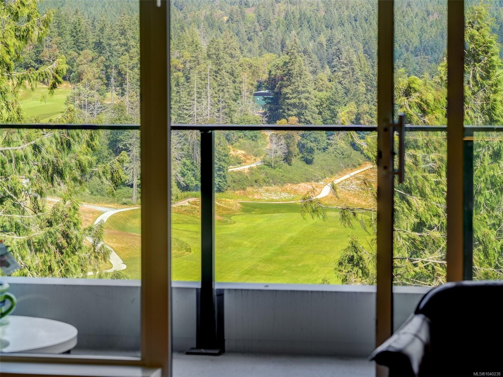 #914-2000 Hannington Rd, Langford, BC