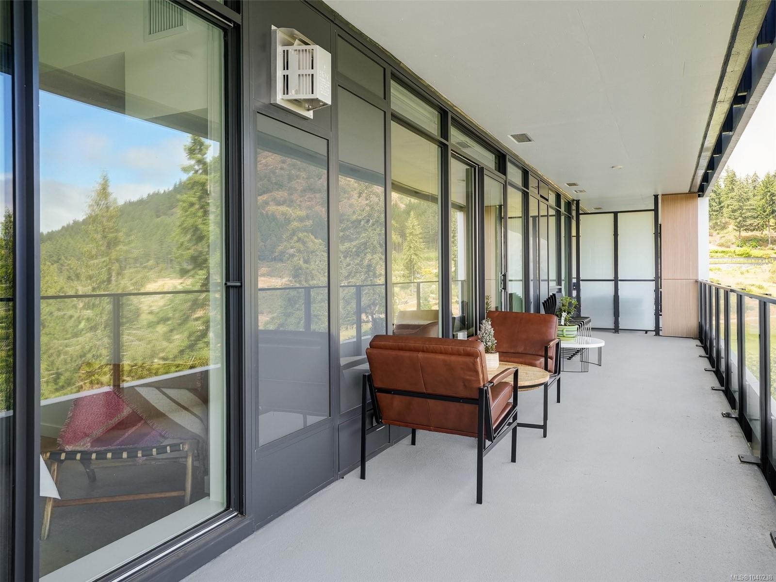 #914-2000 Hannington Rd, Langford, BC
