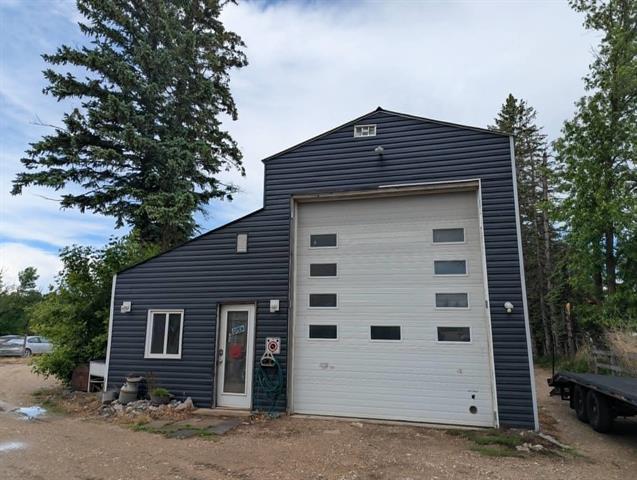 63 Railway Ave, Tolstoi, MB