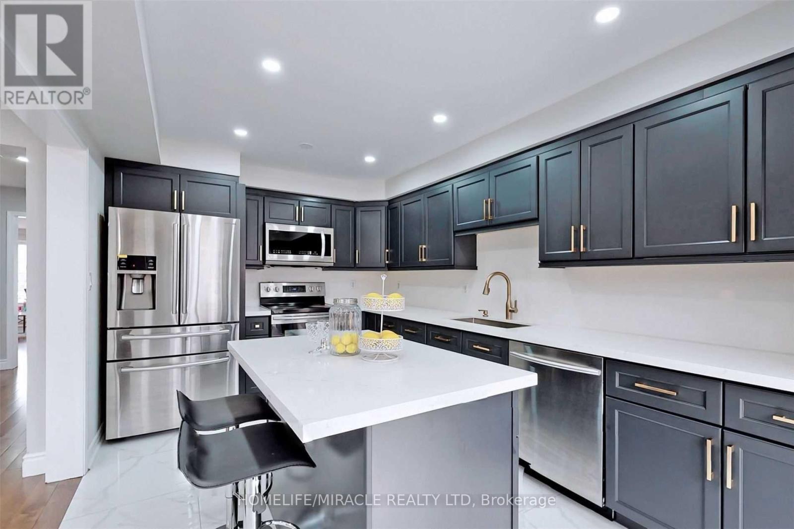 16 Sentimental Way, Brampton, ON