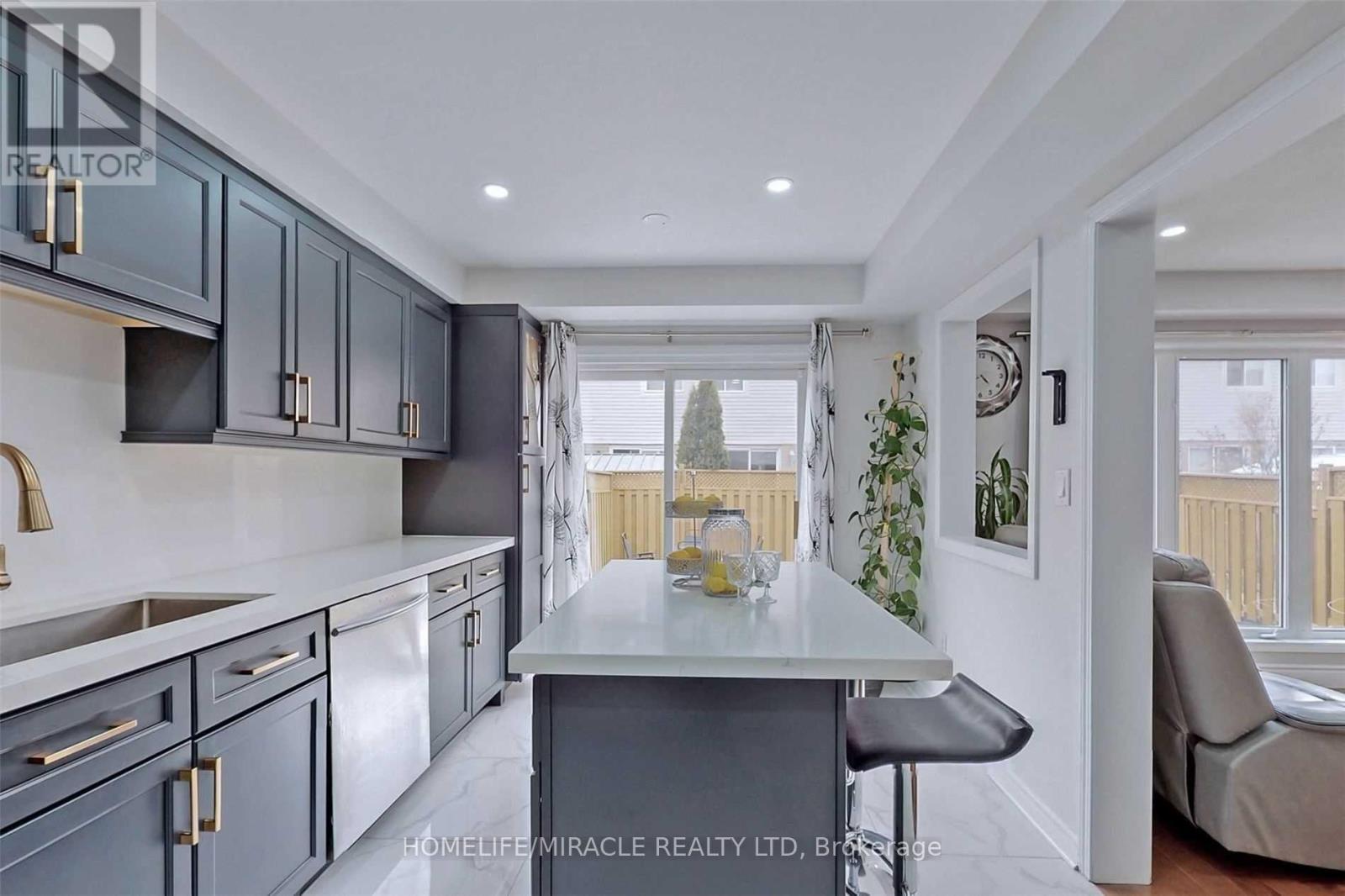 16 Sentimental Way, Brampton, ON