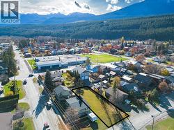 618 8TH S Street Golden, BC V0A 1H0