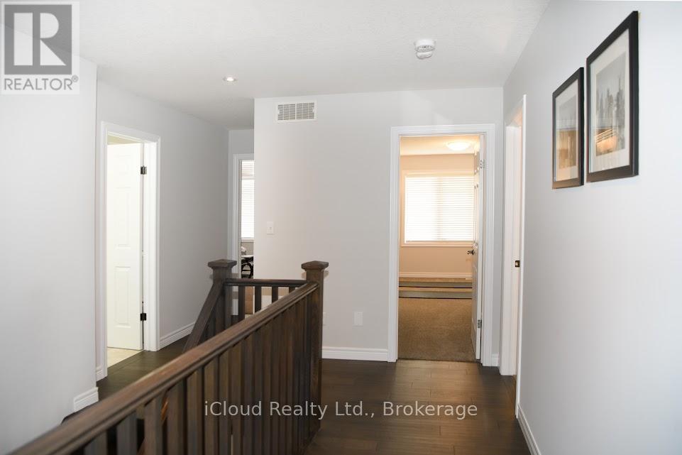 264 Blair Creek Drive, Kitchener, ON