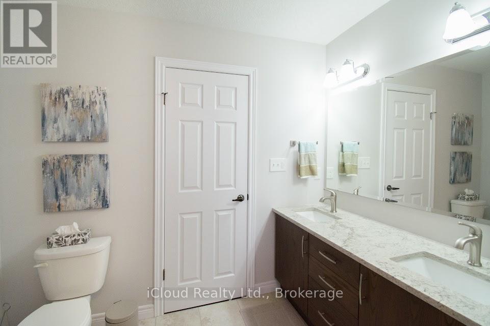264 Blair Creek Drive, Kitchener, ON