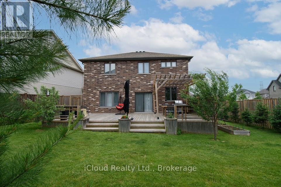 264 Blair Creek Drive, Kitchener, ON