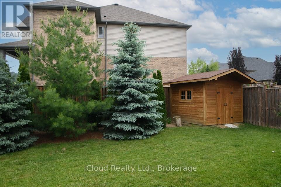 264 Blair Creek Drive, Kitchener, ON