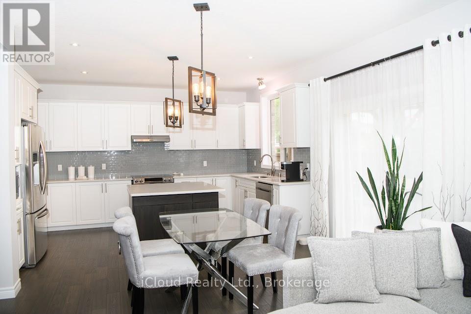 264 Blair Creek Drive, Kitchener, ON