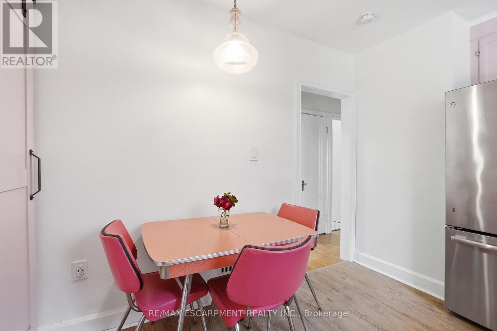 1642 King Street E, Hamilton, ON