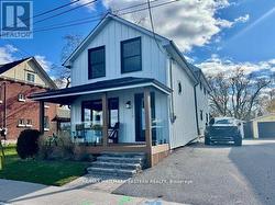 29 CRESCENT STREET Peterborough (Town Ward 3), ON K9J 2G2