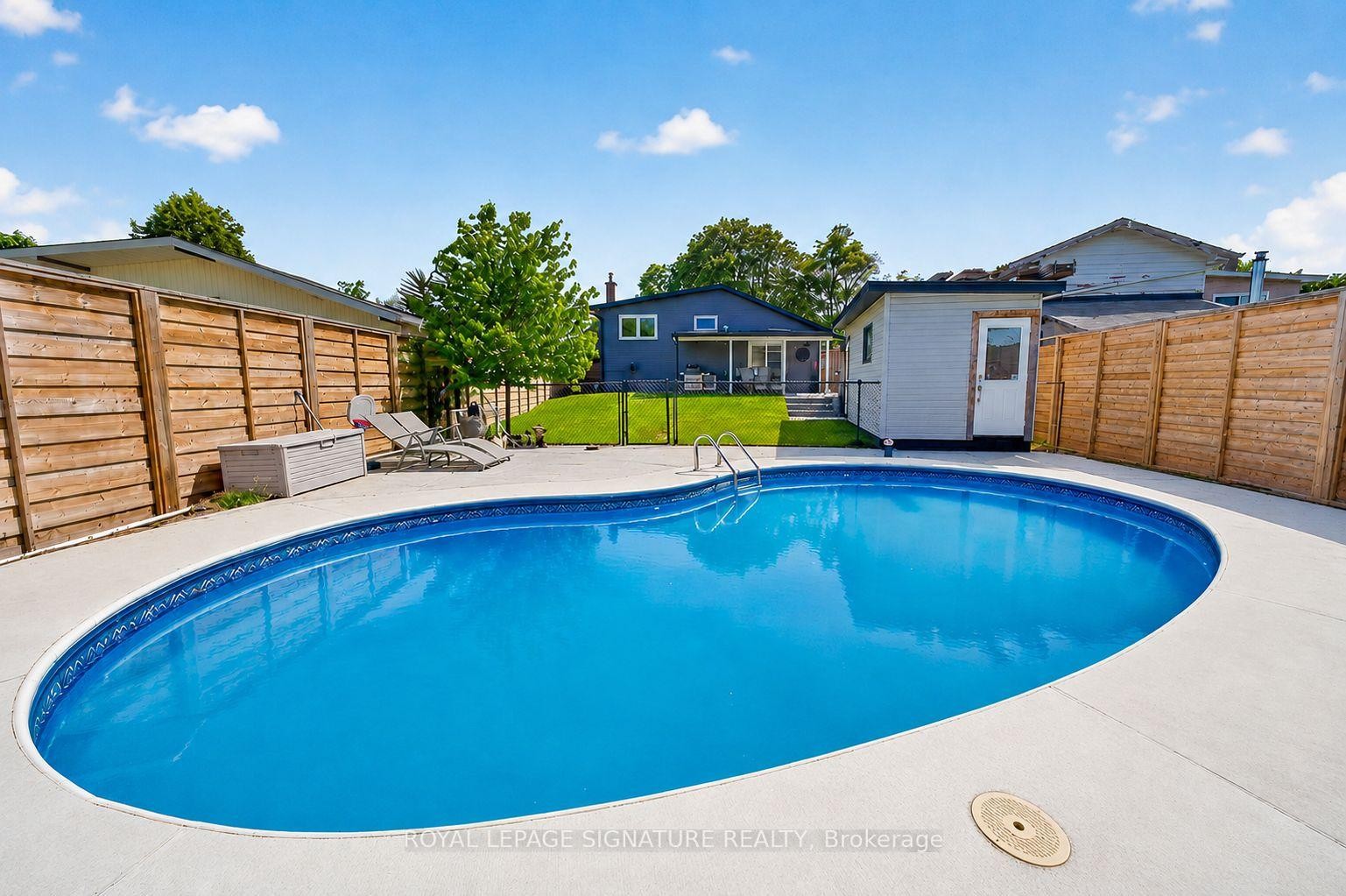 1311 Lewisham Drive, Mississauga, ON