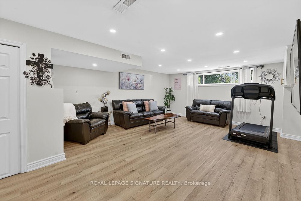 1311 Lewisham Drive, Mississauga, ON