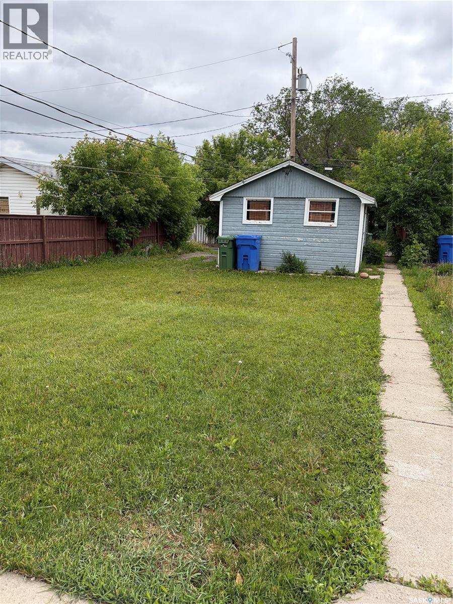 1225 Atkinson Street, Regina, SK