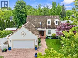 27 OAK Drive Niagara-On-The-Lake, ON L0S 1J0