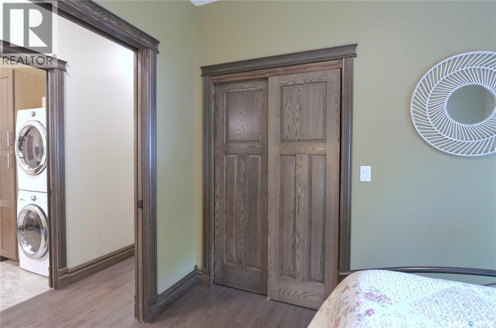 662 Valley Drive, South Lake, SK