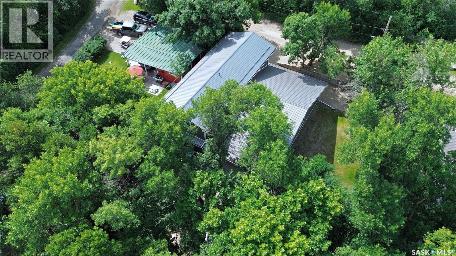 662 Valley Drive, South Lake, SK