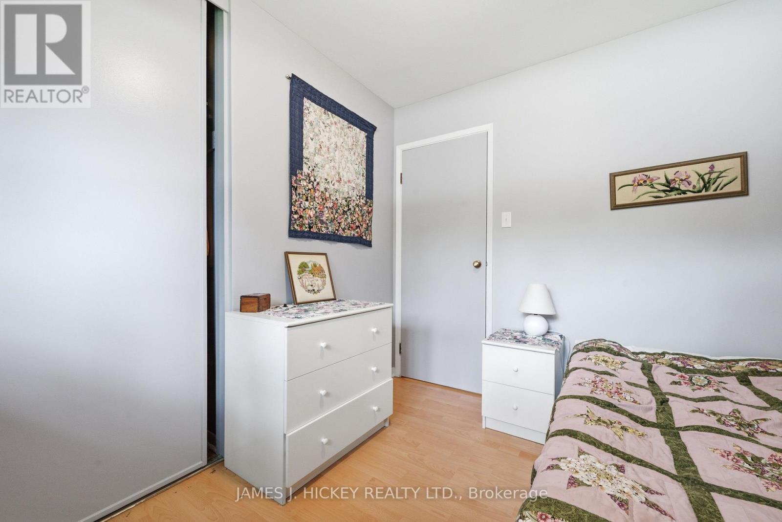 80 Beach Avenue, Deep River, ON