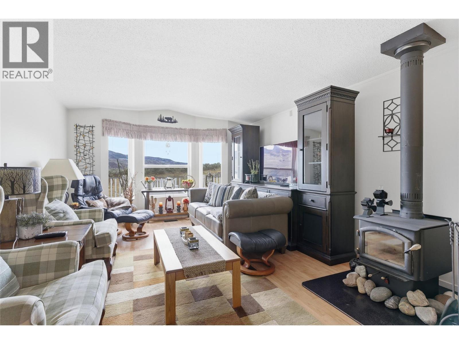 6584 Pinecrest Drive, Cache Creek, BC