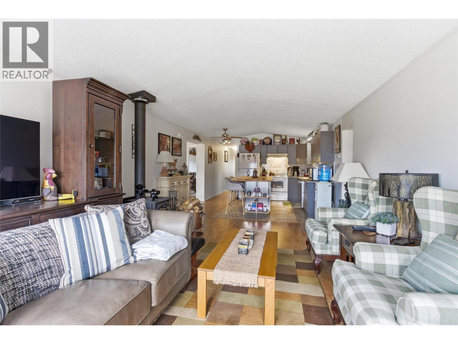 6584 Pinecrest Drive, Cache Creek, BC