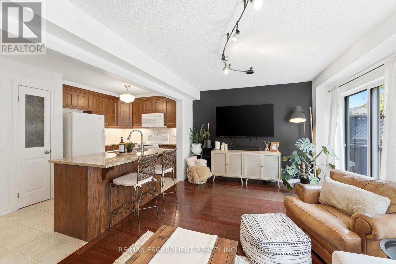 2 - 222 Fall Fair Way, Hamilton, ON