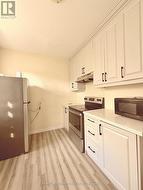 544 DUNDAS STREET E London East, ON N6B 1W8