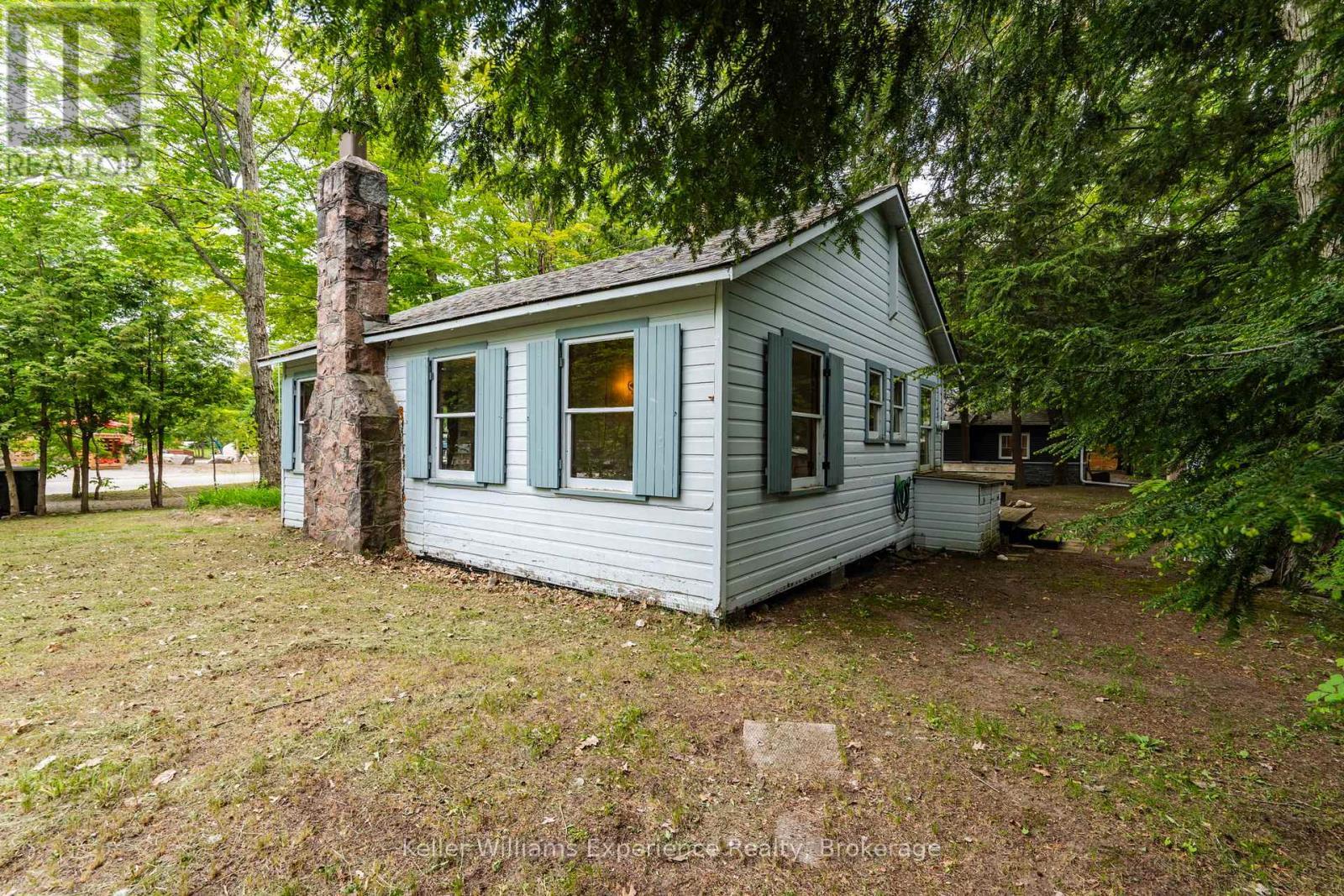Cottage 2 - 14 Thunder Bay Lane, Tiny, ON