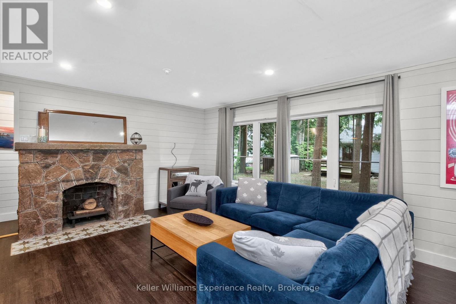 Cottage 1 - 14 Thunder Bay Lane, Tiny, ON