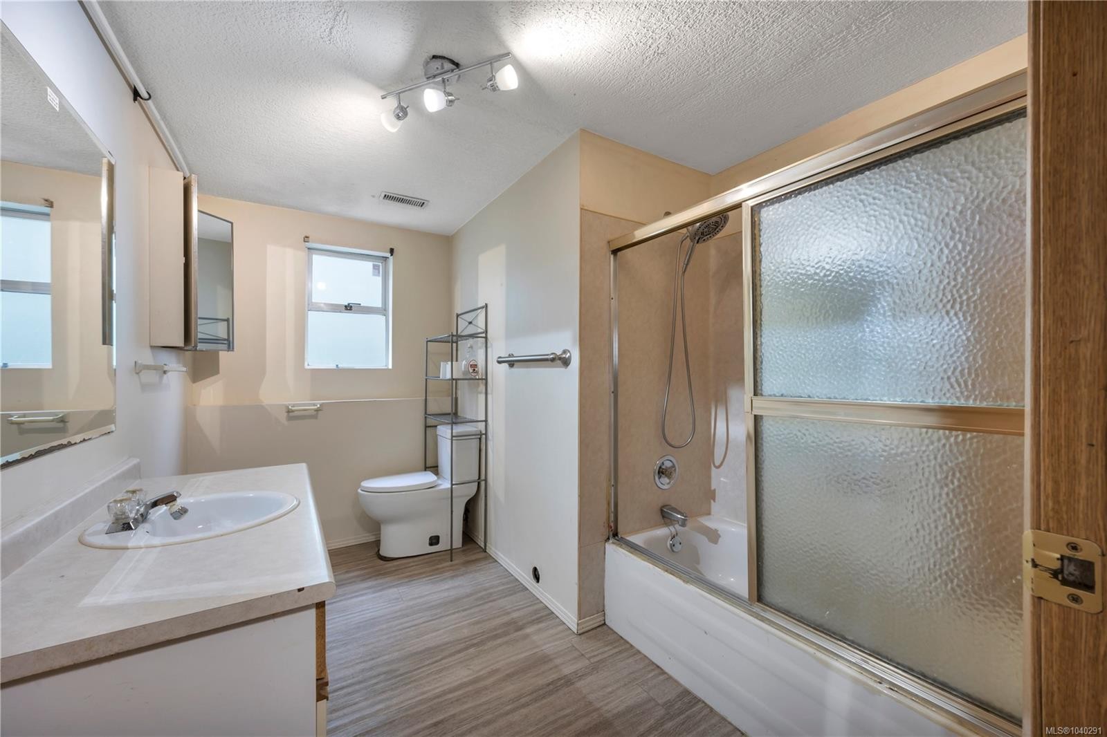 229 Irwin St, Nanaimo, BC