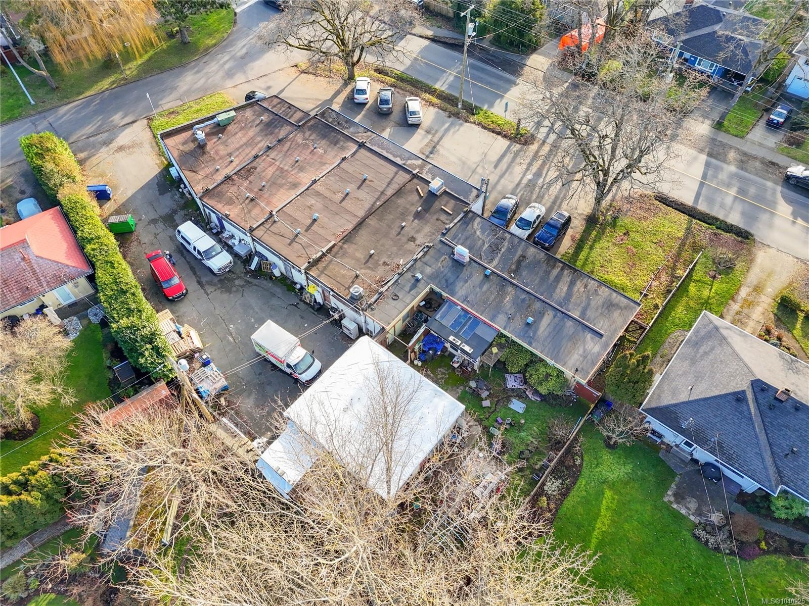 660 Burnside Rd West, Saanich, BC