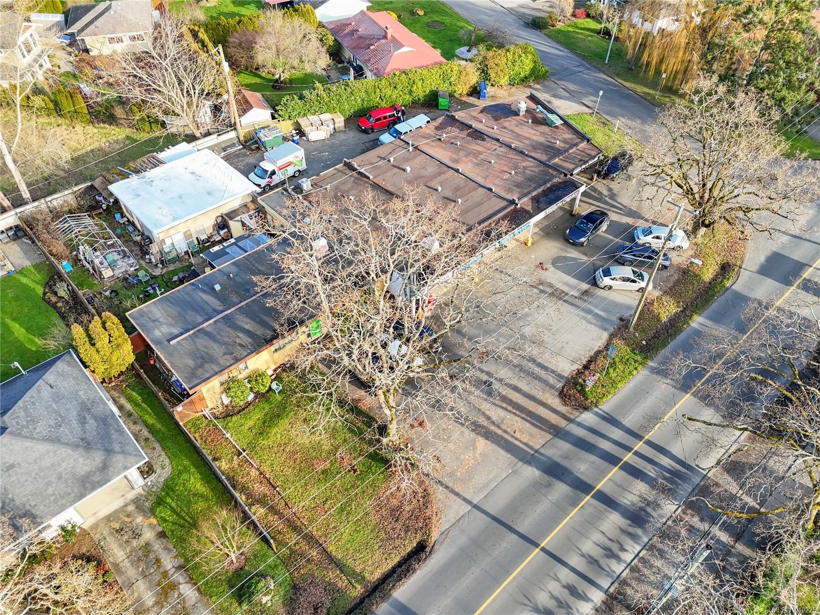 660 Burnside Rd West, Saanich, BC