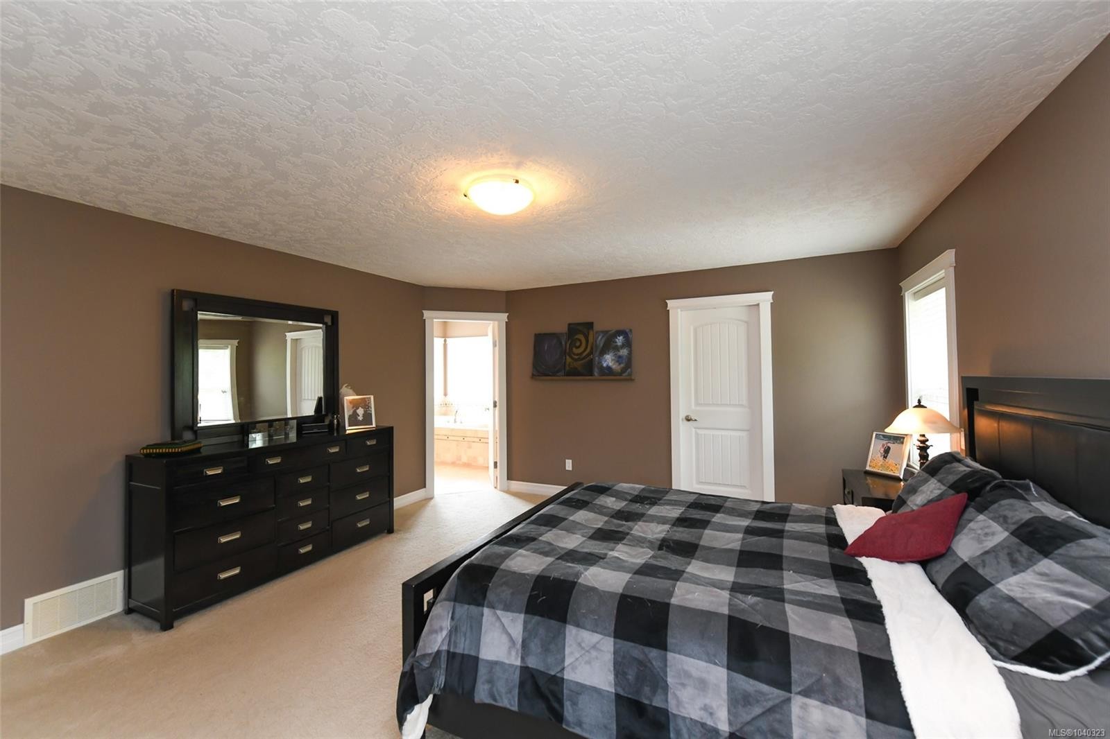 2452 Avro Arrow Dr, Comox, BC