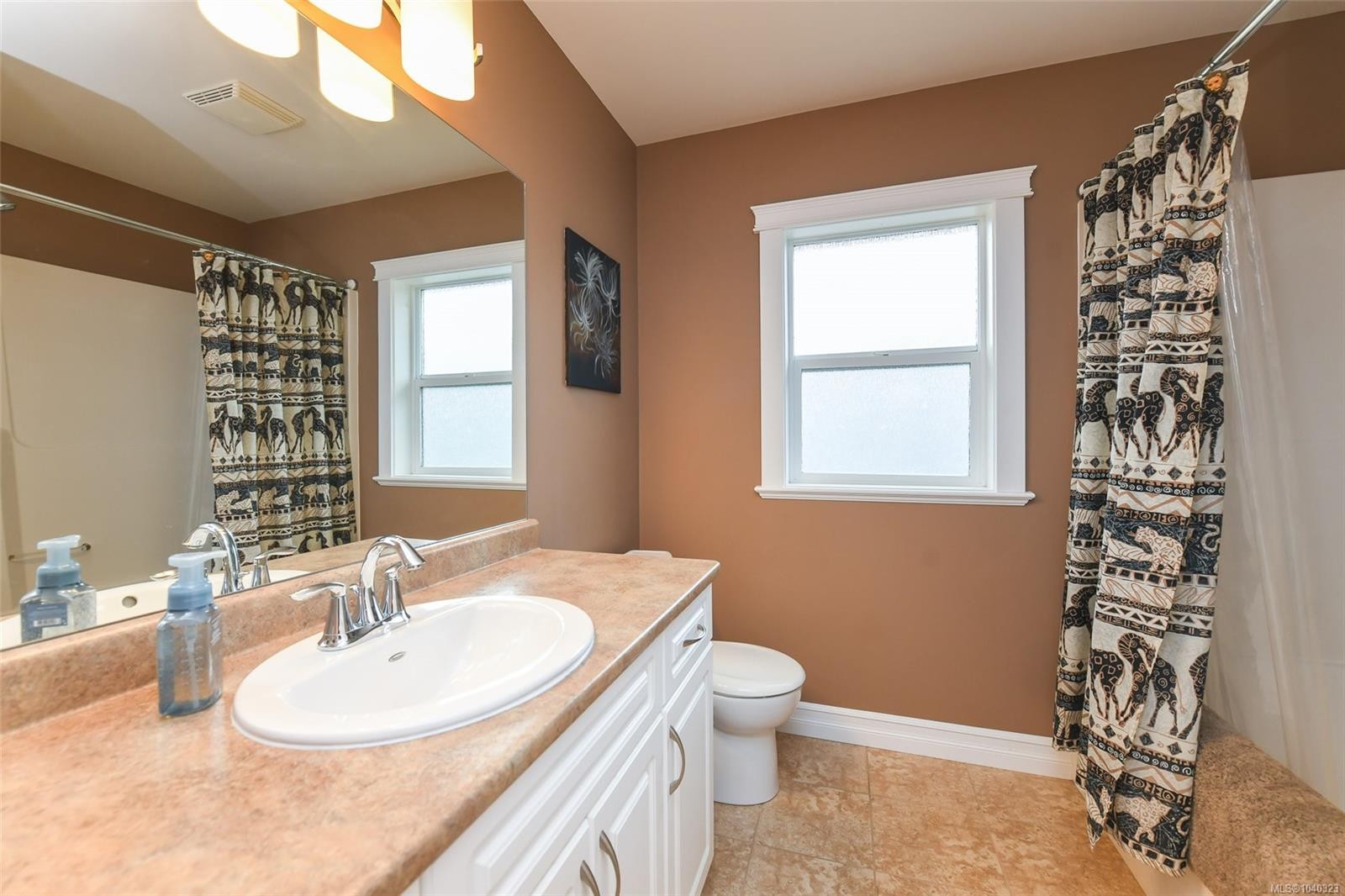 2452 Avro Arrow Dr, Comox, BC