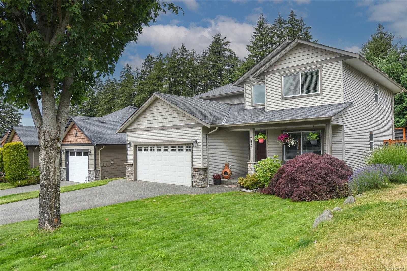 2452 Avro Arrow Dr, Comox, BC