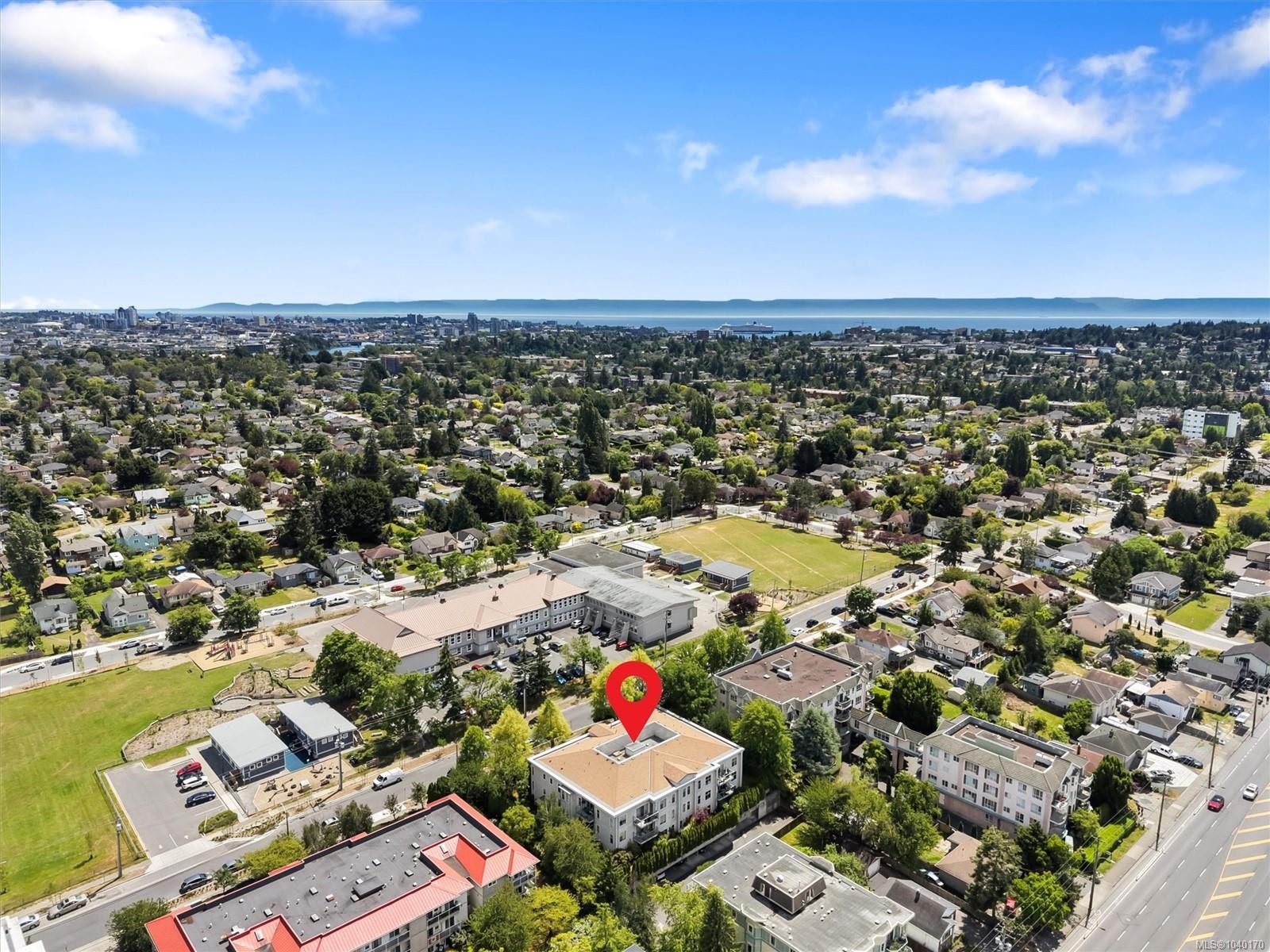 #407-3160 Albina St, Saanich, BC