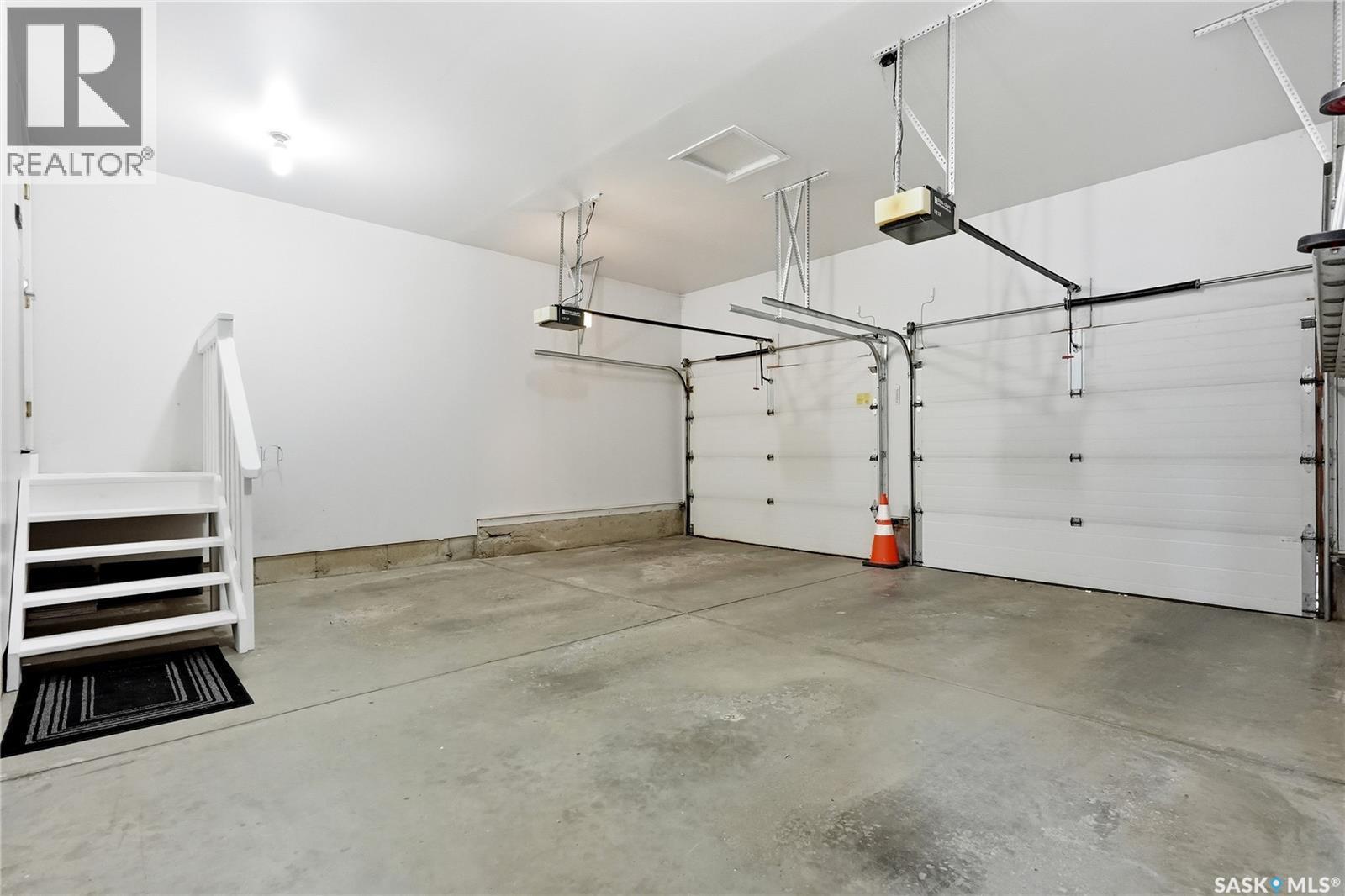 214 Mendel Green, Saskatoon, SK
