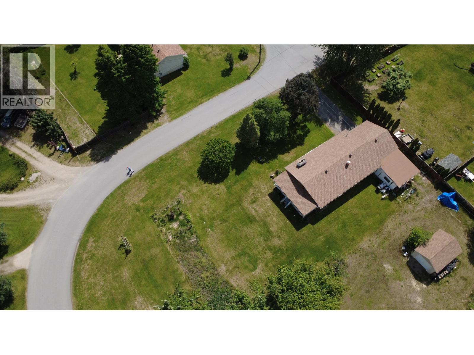 1003 Bridgeview Crescent, Castlegar, BC