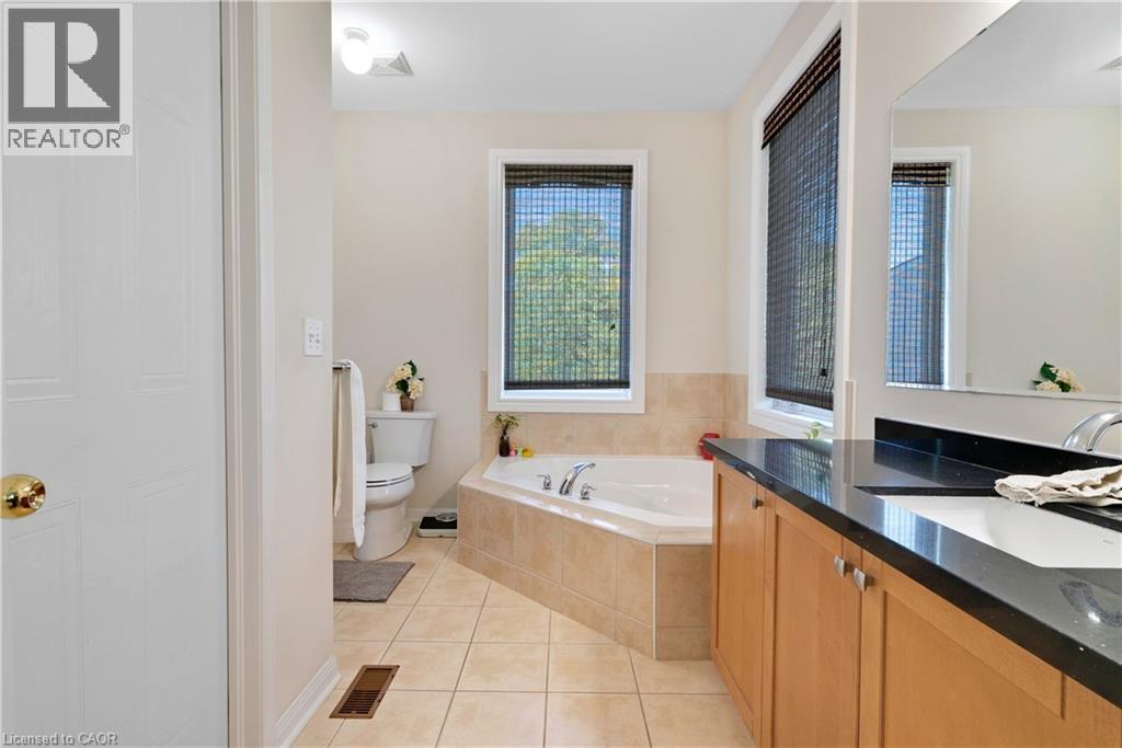 298 Garth Massey Drive, Cambridge, ON