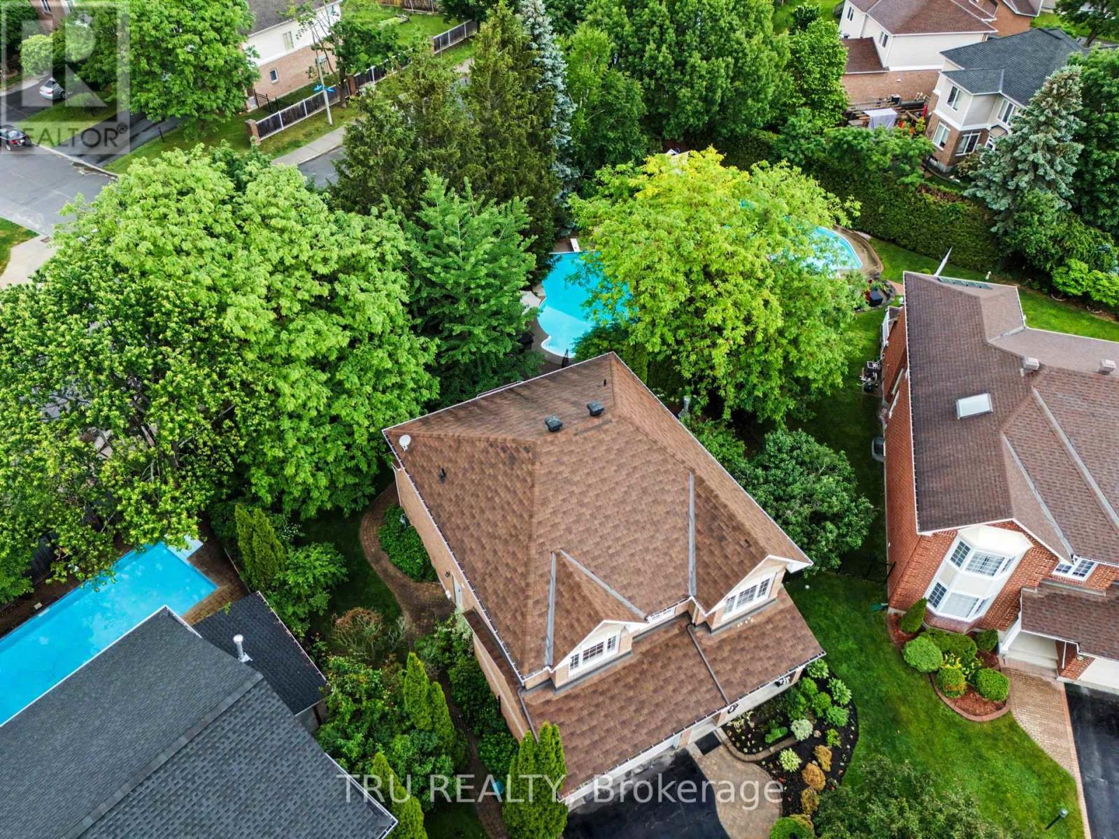 40 Cimarron Crescent, Ottawa, ON