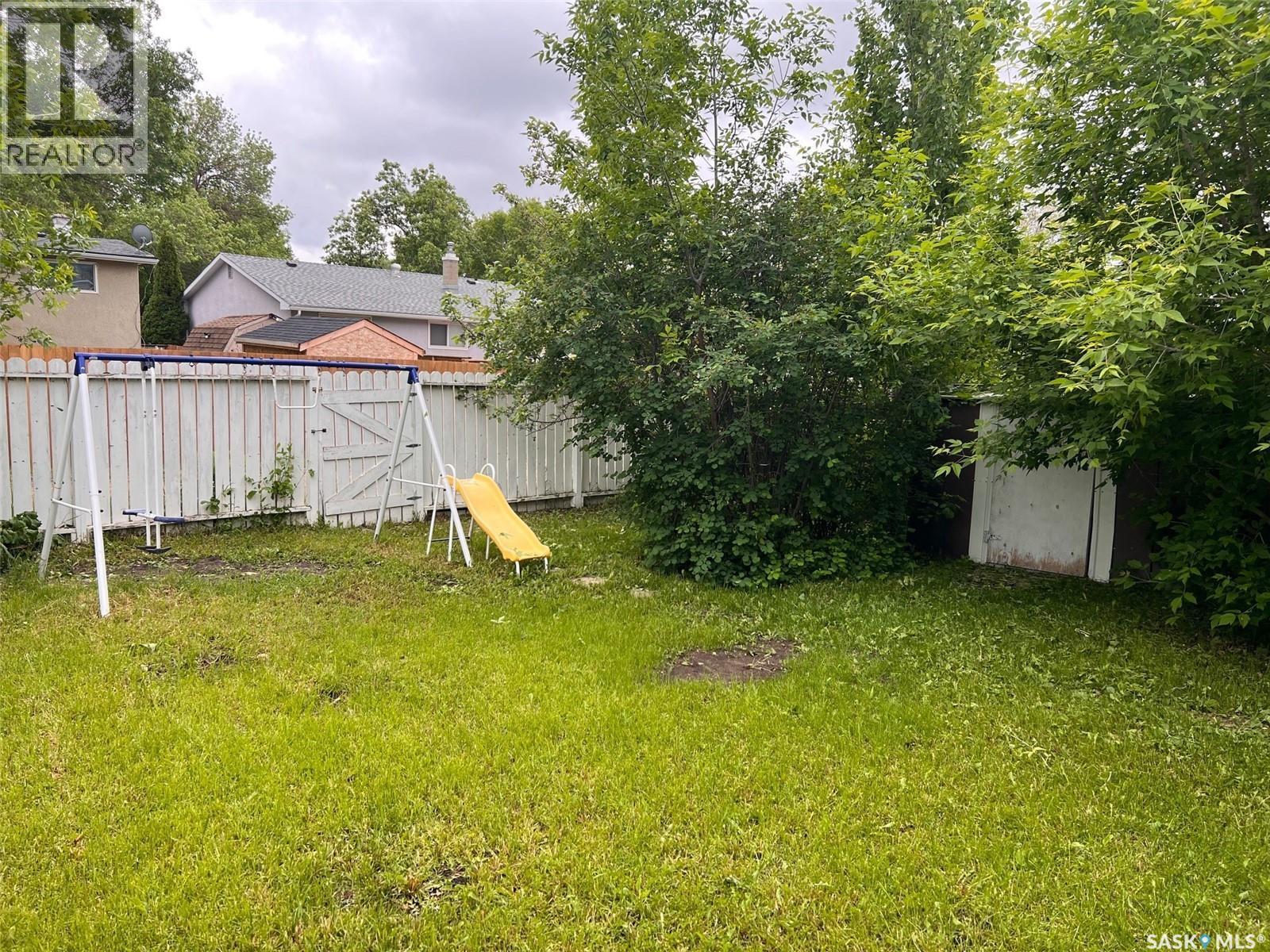 9 Carmichael Bay, Regina, SK