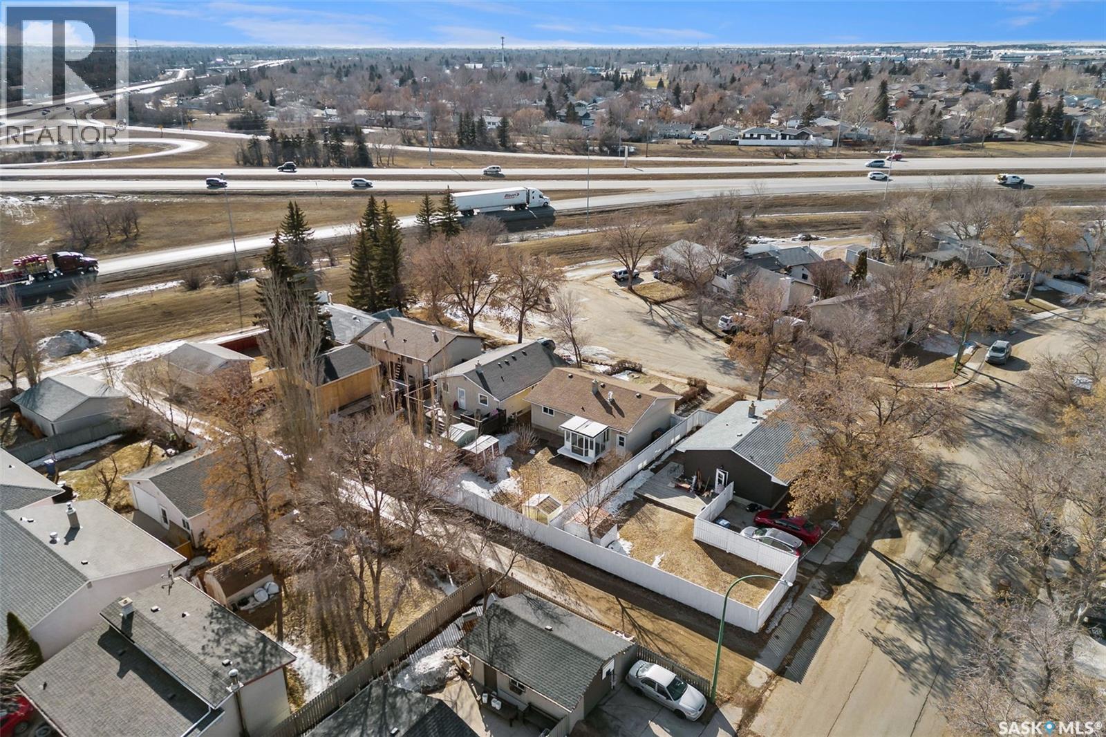 9 Carmichael Bay, Regina, SK