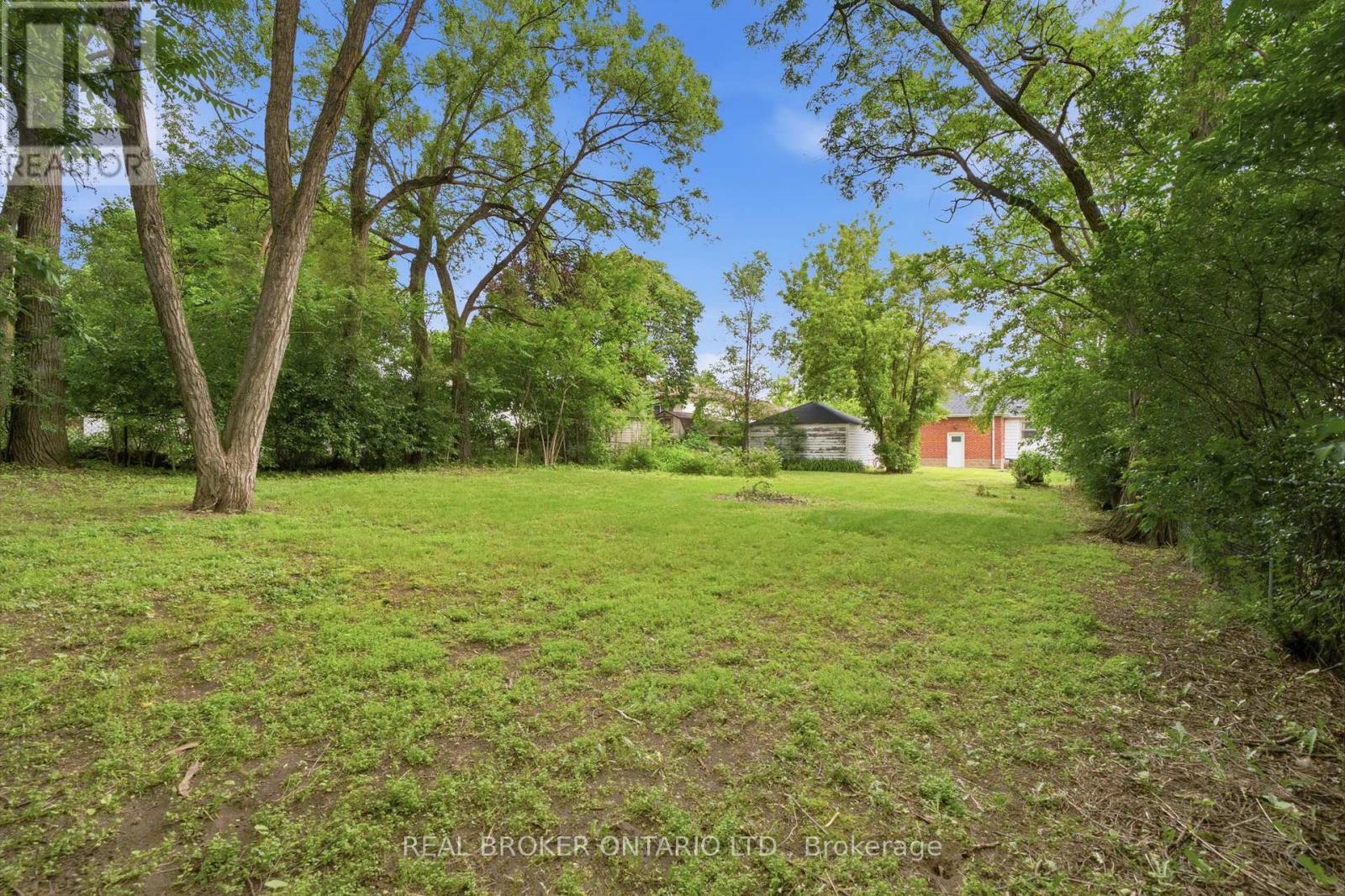 1076 Clearview Avenue, Burlington, ON