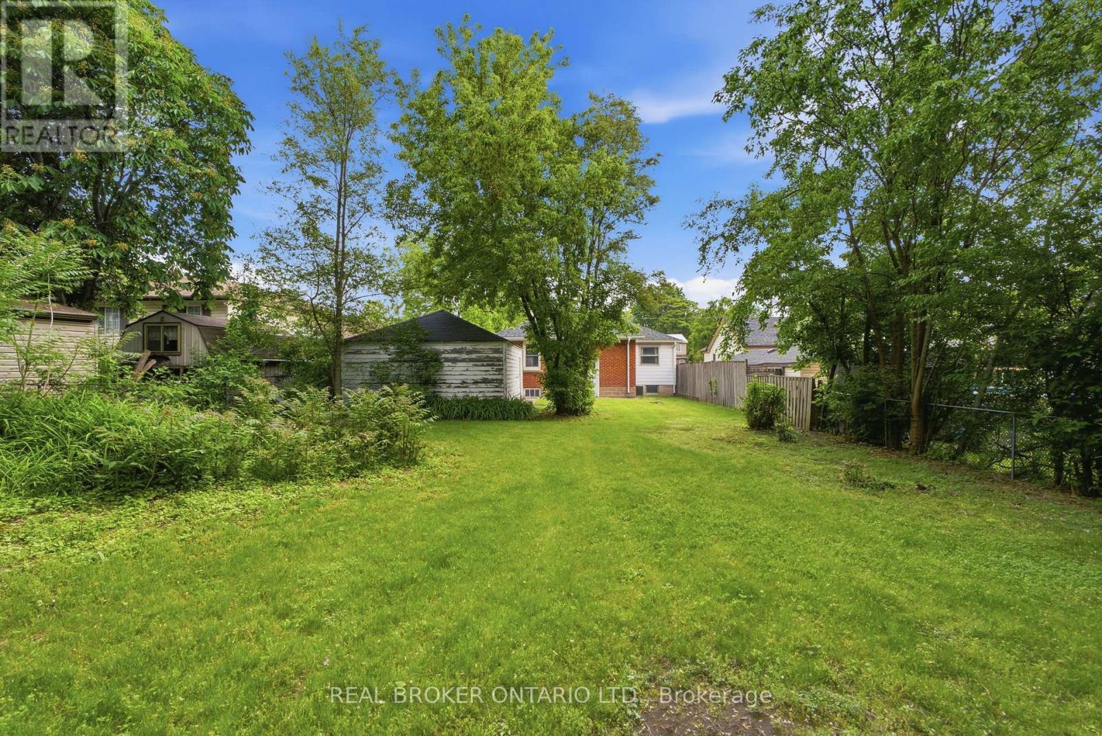 1076 Clearview Avenue, Burlington, ON