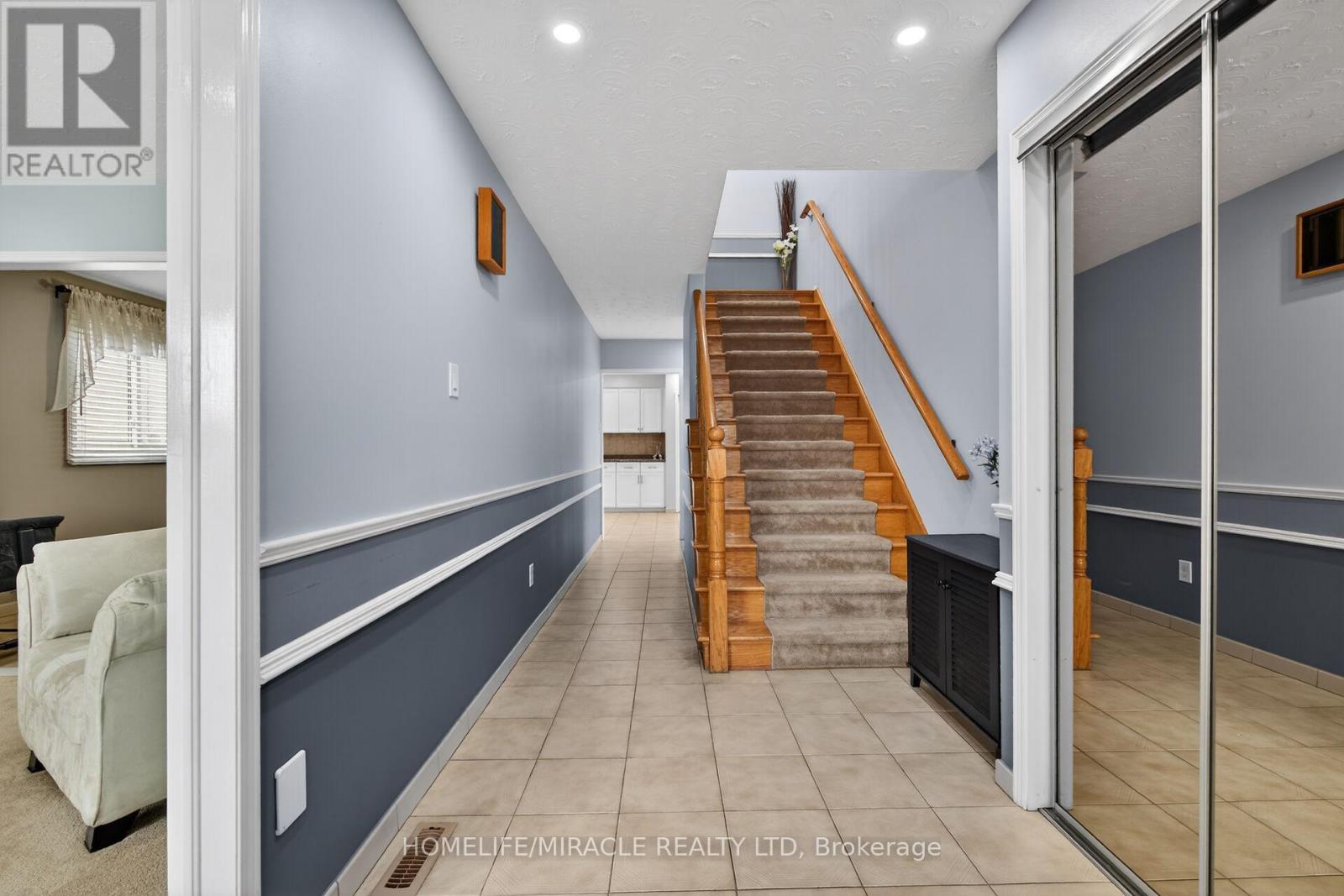 34 Capri Crescent, Hamilton, ON