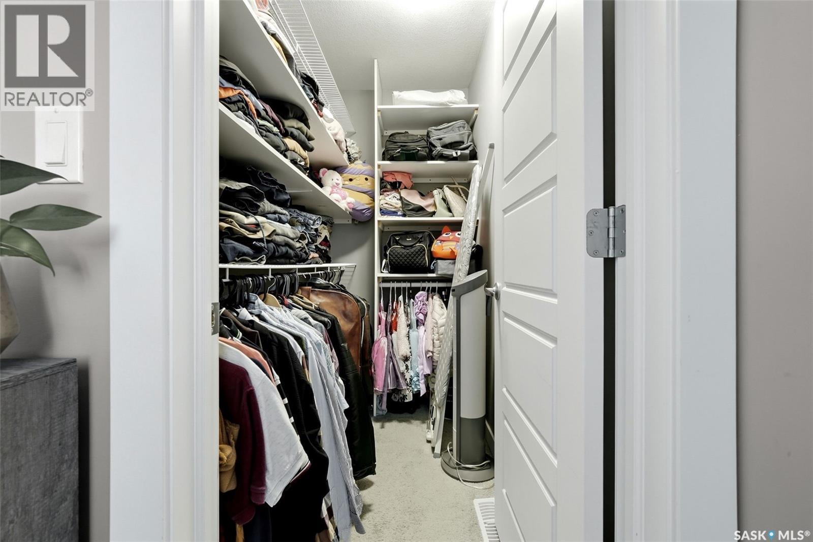 2905 Rochdale Boulevard, Regina, SK