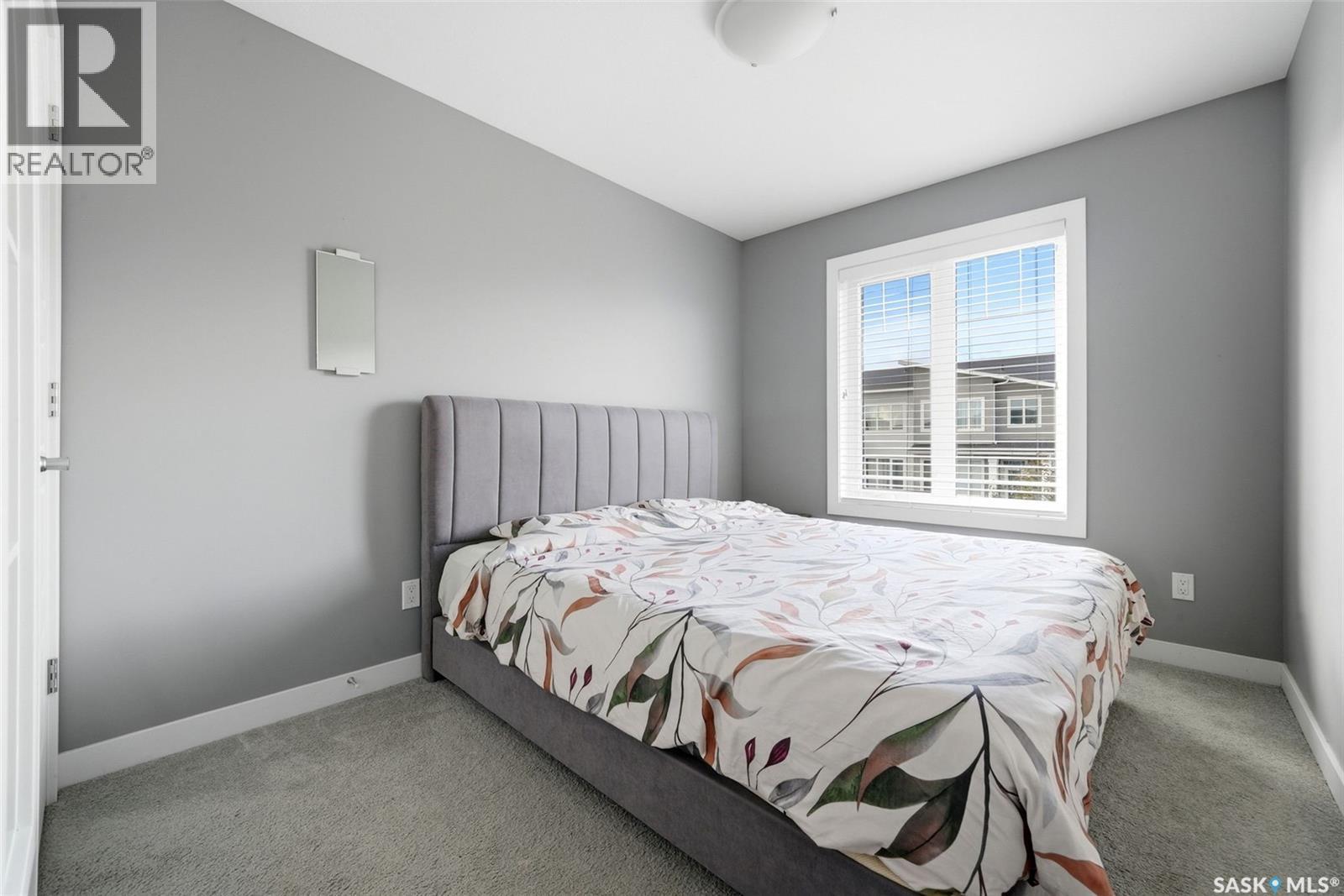 2905 Rochdale Boulevard, Regina, SK