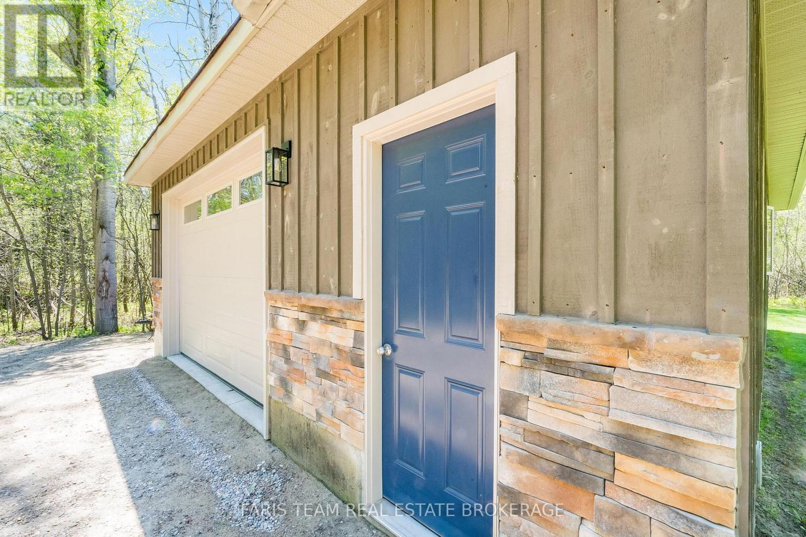 470 Baseline Road S, Tiny, ON