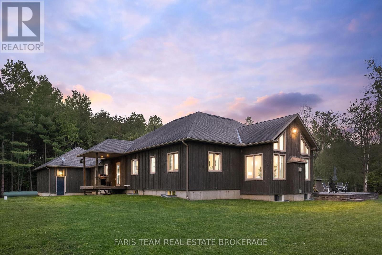 470 Baseline Road S, Tiny, ON