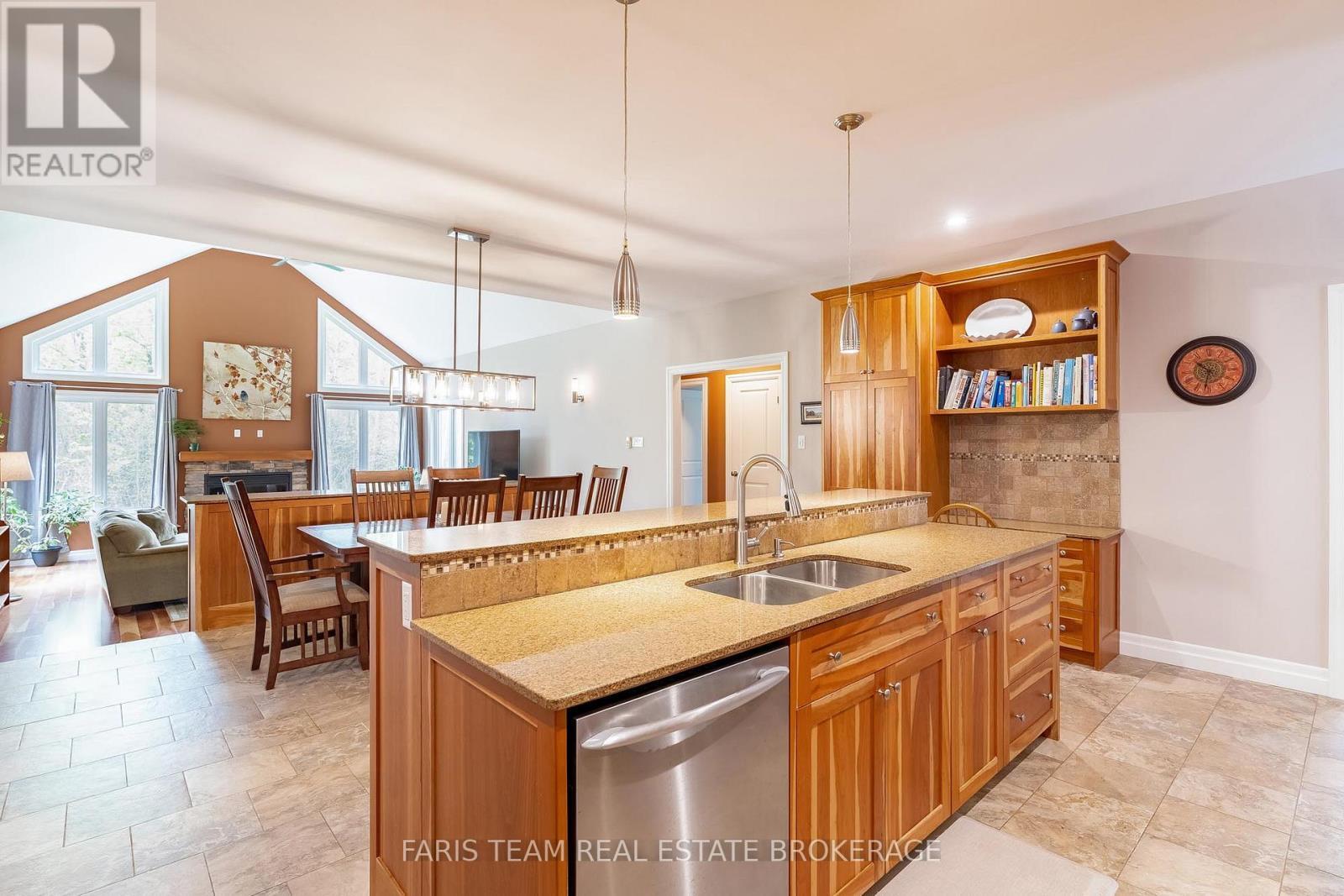 470 Baseline Road S, Tiny, ON