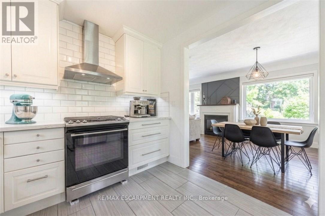 930 West 5Th Street, Hamilton, ON