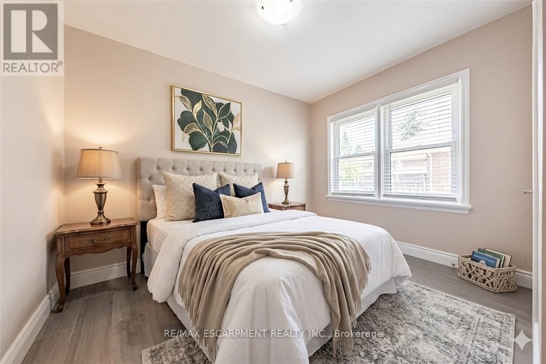 930 West 5Th Street, Hamilton, ON